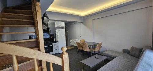 Гостиная зона в OSMANBEY DUPLEX Apartment 1