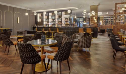 Restoran atau tempat lain untuk makan di Hilton Belfast