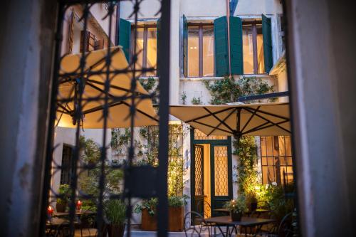 Gallery image of Liassidi Wellness Suites in Venice