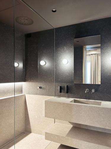 a bathroom with a sink and a mirror at Palazzo Pianca in Venice