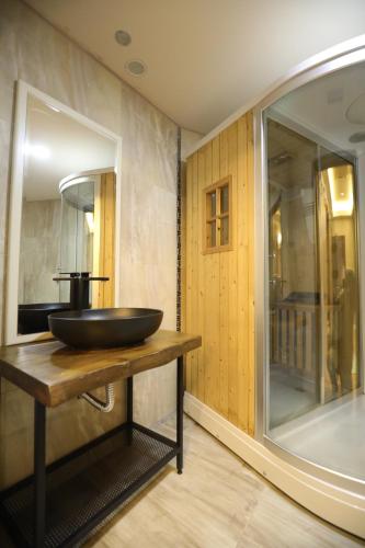 Fotografie z fotogalerie ubytování Hotel 1 Maji v destinaci Pogradec