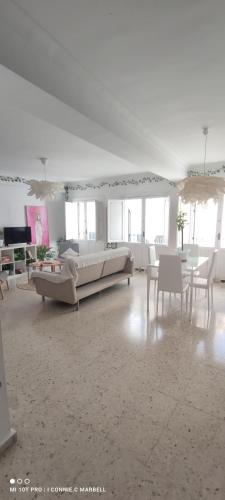 Big and cozy apartment with a big terrace in the center of the old town Marbella