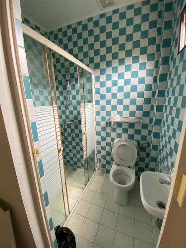 Un baño de Elementz Villa