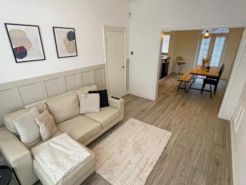 Pass the Keys Fantastic modern mid-terrace in Wallasey For 5
