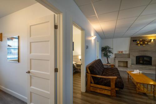 Ruang duduk di Motel Et Condo Chez Charley