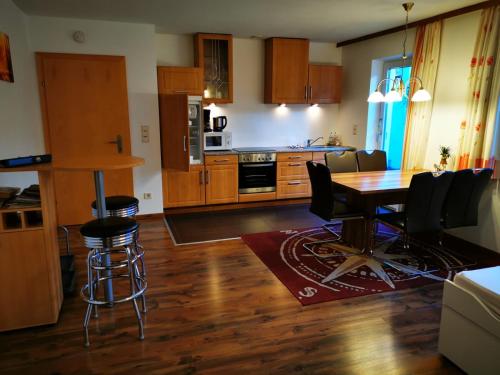 Kuchyň nebo kuchyňský kout v ubytování Ferienwohnung Obermoser