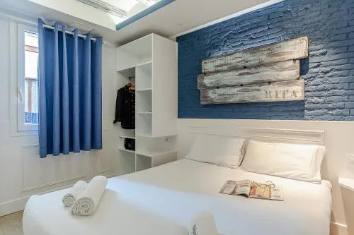 Enjoybcn Colon Apartments photo 17