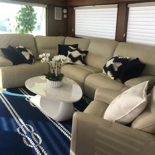 Luxury Afloat Yacht Paradise 3 bedrooms 3bath 5 beds with full Marina view photo 1