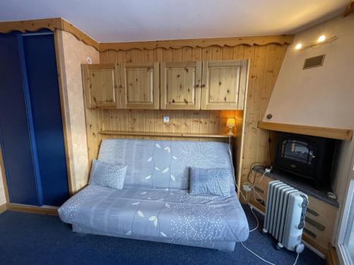Studio 19m² pour 3 avec balcon sud, Les Menuires - FR-1-452-251