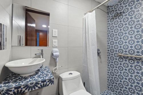 Koupelna v ubytování Casa Nance Alojamientos CHICHÉN ITZÁ Hospedaje Familiar Mercado 28 y ADO Centro