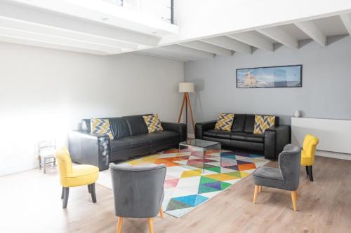 Spacious and quiet apartment with shared garden