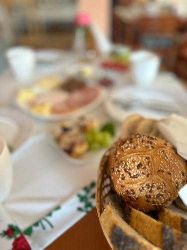 Đồ ăn tại/gần nhà nghỉ trang trại