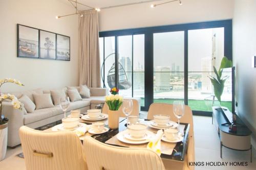 binghatti canal , burj Khalifa view with private jacuzzi and cinema screen ,KINGS – Foto 2