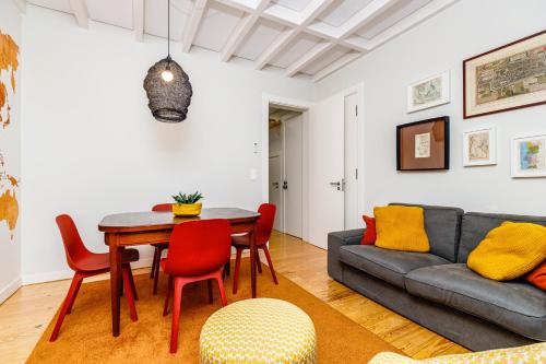 Modern, Peaceful Family Duplex near River - Lisbon