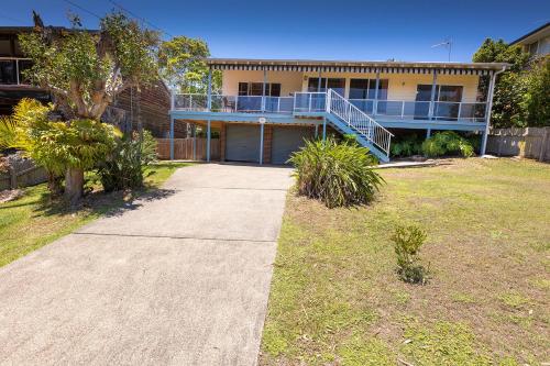 Un jardín fuera de Lakeview Lodge