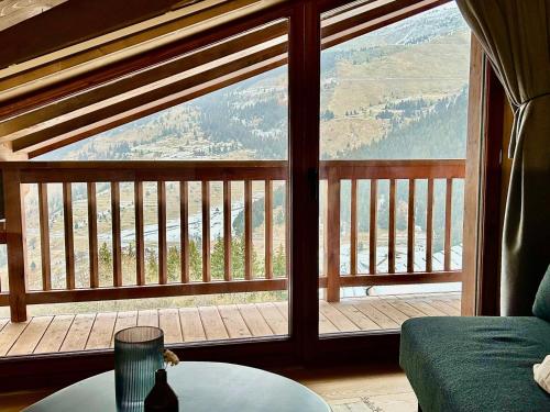 Appartement neuf à Méribel, proche des pistes, balcon, service concierge inclus! - FR-1-613-103