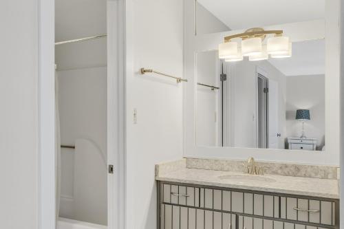 Koupelna v ubytování Boaters Dream House On Holiday Isle