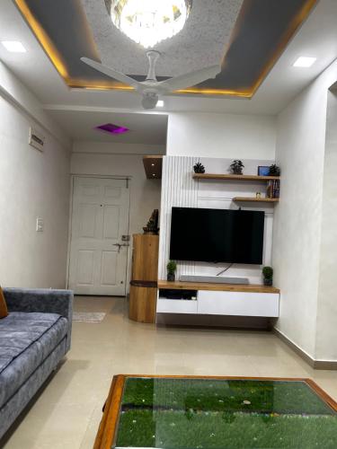 Φωτογραφία από το άλμπουμ του Enjoy in Heaven στο Αχμενταμπάντ