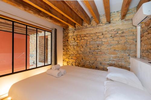 SmartStay Bird Family - Lyon