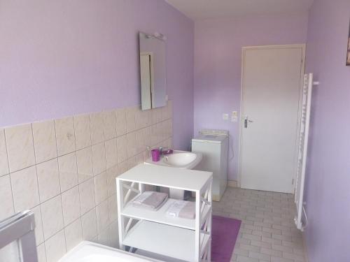Vonios kambarys apgyvendinimo įstaigoje Gîte de la belle attente