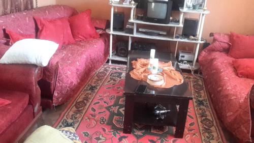 Un lugar para sentarse en Birhan Guest House