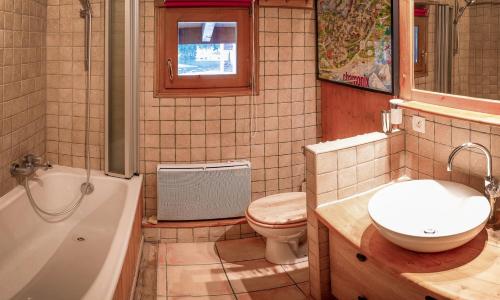 Koupelna v ubytování Les Capucins 2- Vue Mont-Blanc - Lac - Escalade