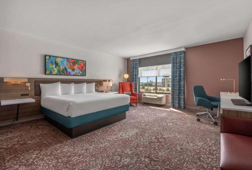 En eller flere senge i et værelse på Hilton Garden Inn Dallas/Allen