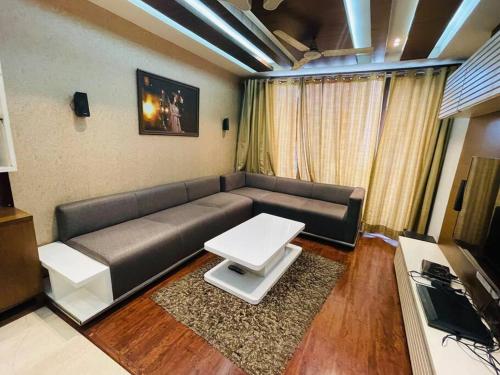 Gallery image of Urban Oasis: Stylish Retreat in New Delhi
