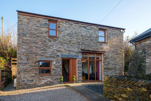 Farm Cottage - Kirkby-In-Furness, ideal for the Central Lake District