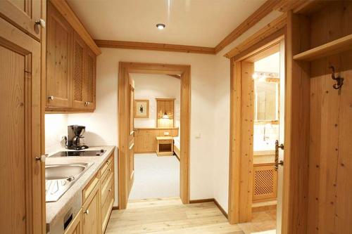 Gästehaus Menkenbauerにあるキッチンまたは簡易キッチン