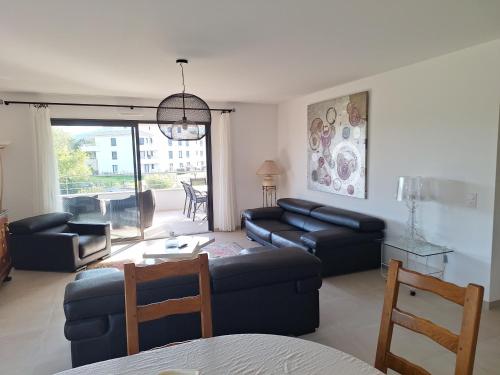 Photo de la galerie de l'établissement Domaine d'Arca - Flaubert 10 - 4 pers - 2 chambres, à Porto-Vecchio