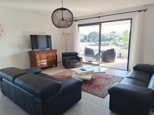 Photo de la galerie de l'établissement Domaine d'Arca - Flaubert 10 - 4 pers - 2 chambres, à Porto-Vecchio