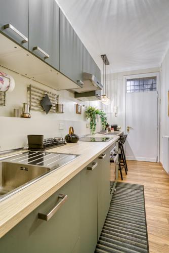 Casa Bambù - Top floor apartment in the heart of Navigli - 15 mins from Duomo
