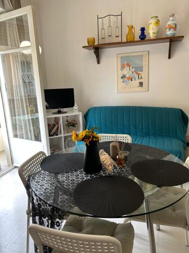 Studio lumineux avec balcon a proximite de la mer