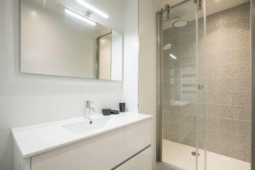 Amazing 6 pax place near Opera