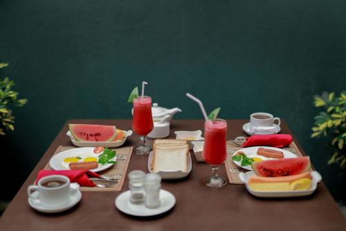 Comida en la casa de huéspedes o alrededores