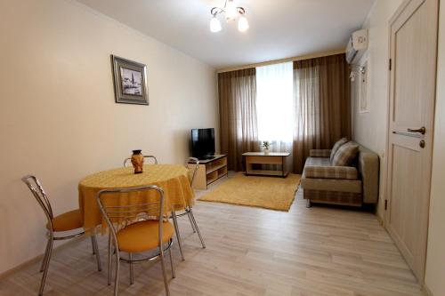 Nadezhda Apartments on the Nauryzbai Batyr 63