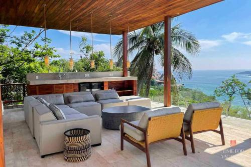 NEW Luxe Oceanview Villa Private Beach Pool BBQ