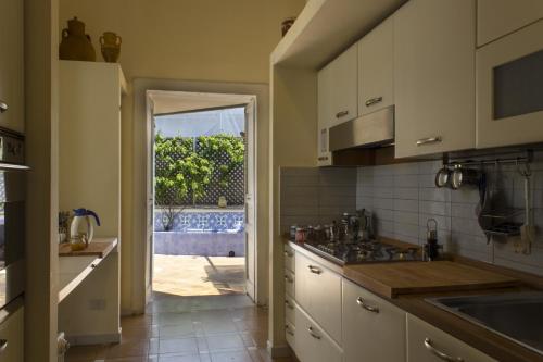 Nhà bếp/bếp nhỏ tại Dimora Dei Giganti