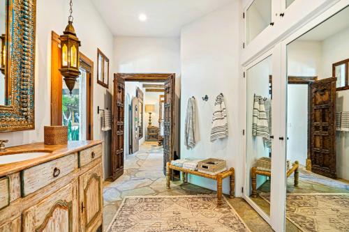 Gambar di galeri bagi Hacienda Hideaway di Rancho Mirage