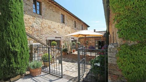 Το κτήριο όπου στεγάζεται  το bed & breakfast