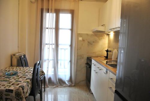 4 Seasons Breeze / Thessaloniki
