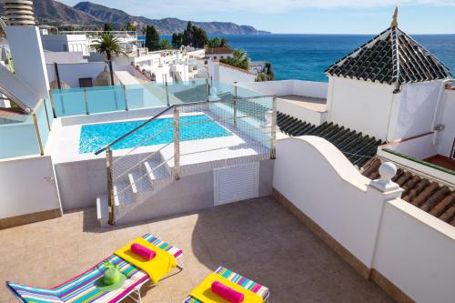 Villa Carabeo by Villa Plus