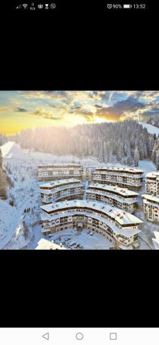 Snow Mountain Grand Monastery