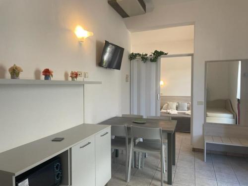 Η κουζίνα ή μικρή κουζίνα στο Residence Summer Dream