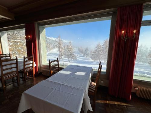 Γενική θέα στο βουνό ή θέα στο βουνό από  αυτό το ξενοδοχείο