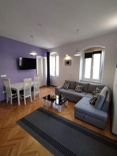 Garden Apartment