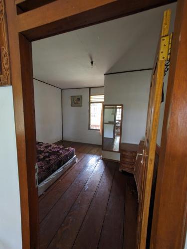 Katil atau katil-katil dalam bilik di Villa Kana