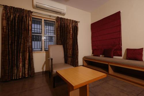 Letto o letti in una camera di Classic Boutique Hotel & Luxury Service Apartments