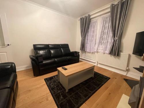 Homely and very comfortable apartment photo 11